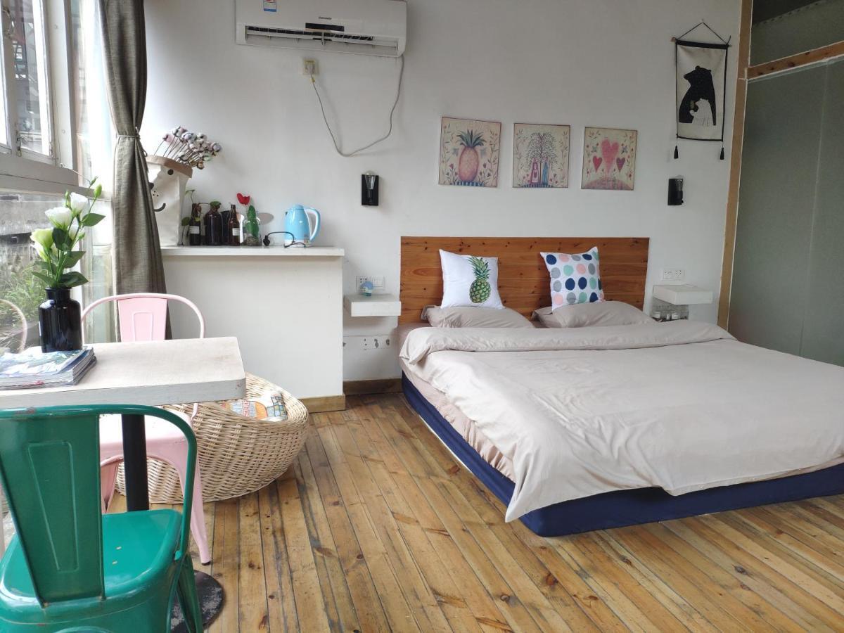 Monkey Jane'S Guesthouse Yangshuo Luaran gambar